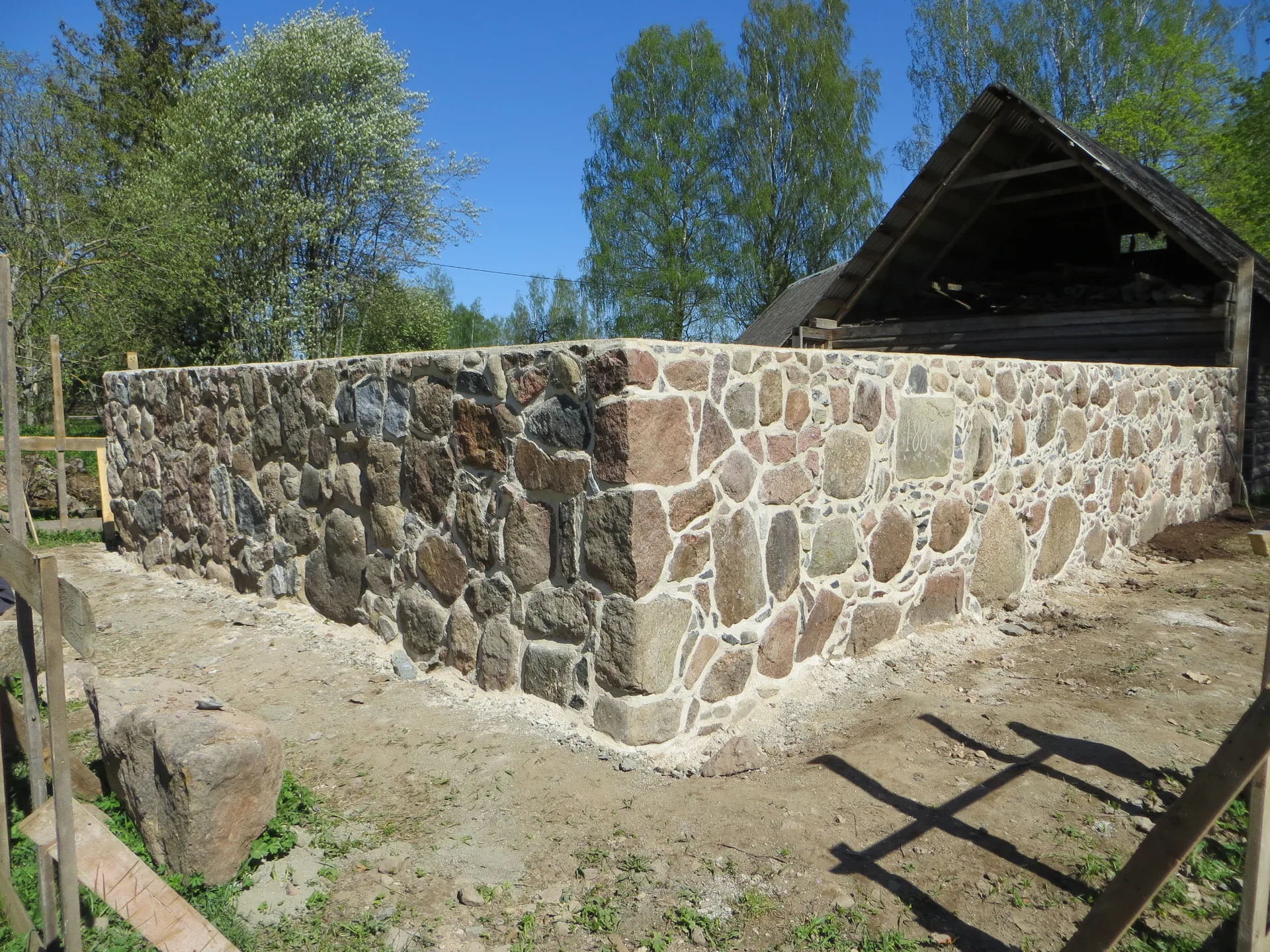 Maakivitööd